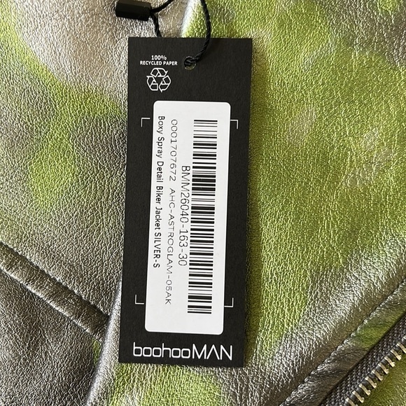 BOOHOOMAN BOXY SPRAY DETAIL BIKER JACKET IN SILVER/GREEN SIZE SMALL - Picture 5 of 11